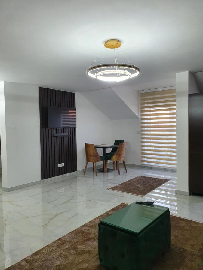 Apartmani Parice نوفي بازار المظهر الخارجي الصورة