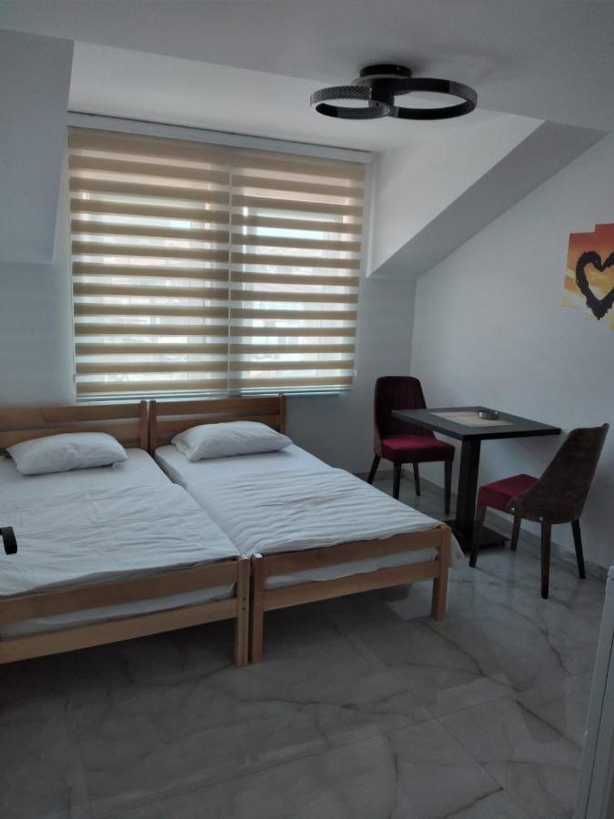 Apartmani Parice نوفي بازار المظهر الخارجي الصورة